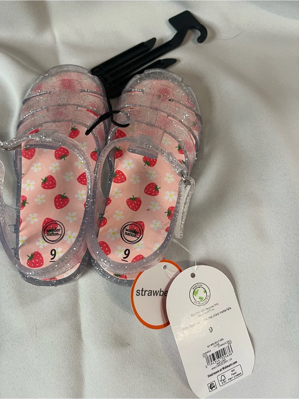 wonder nation Pink Glitter Strawberry Jelly Sandals